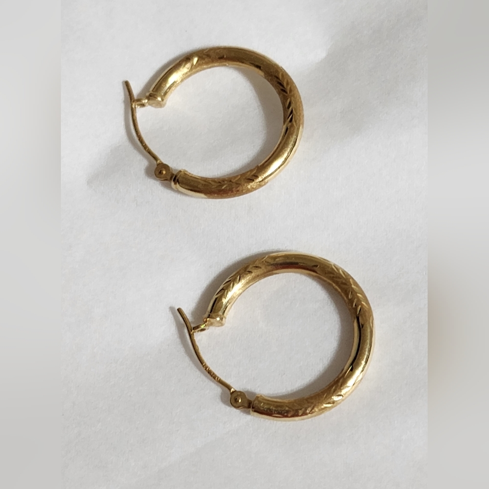 Genuine Gold Earrings and Pendants. For Sale Individually. - Picture 6 of 7
